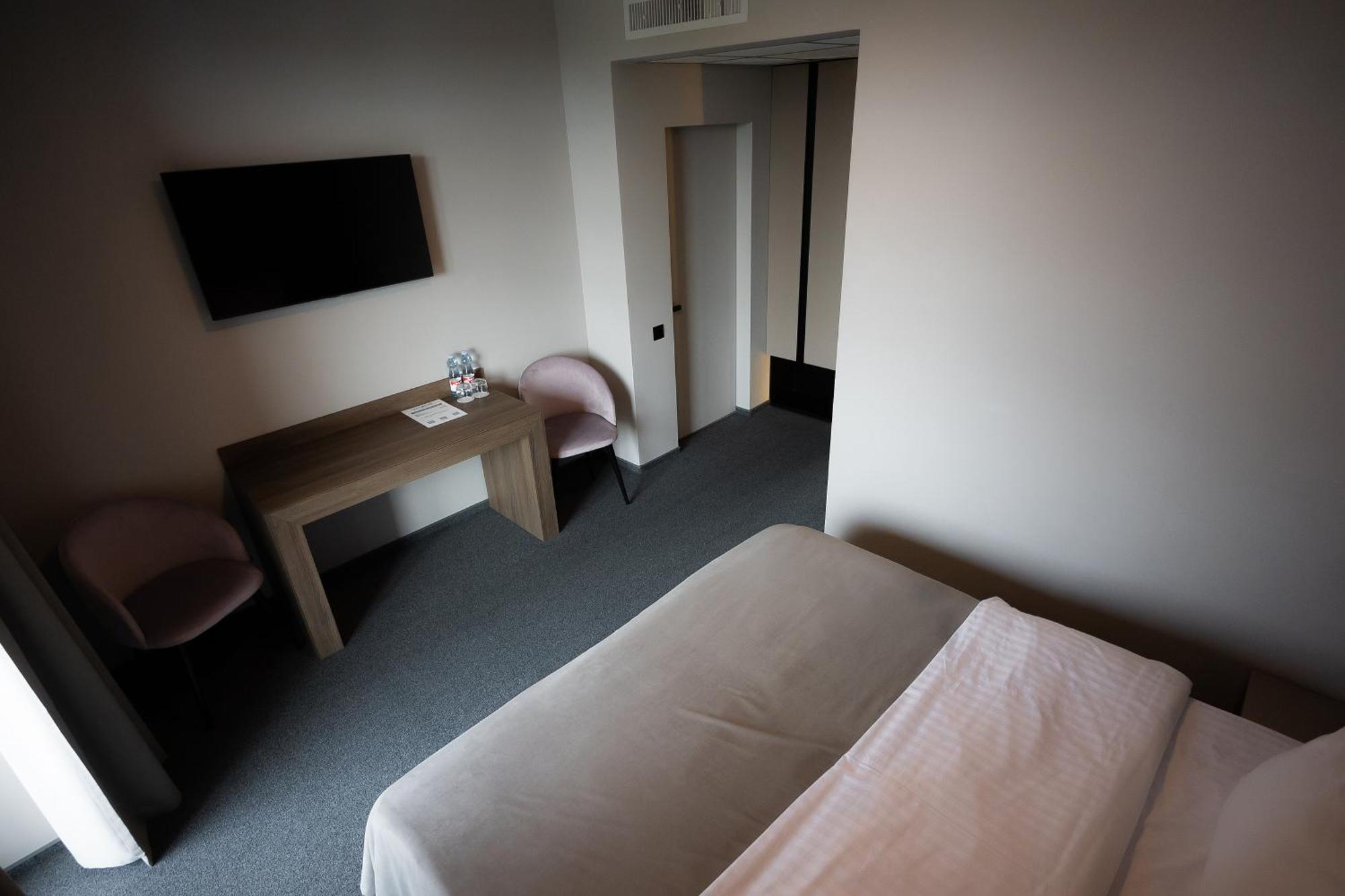 Zagorod Hotel Girka Polonka Екстер'єр фото
