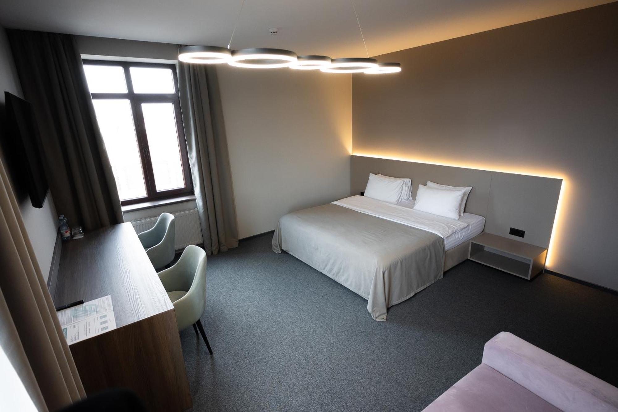 Zagorod Hotel Girka Polonka Екстер'єр фото